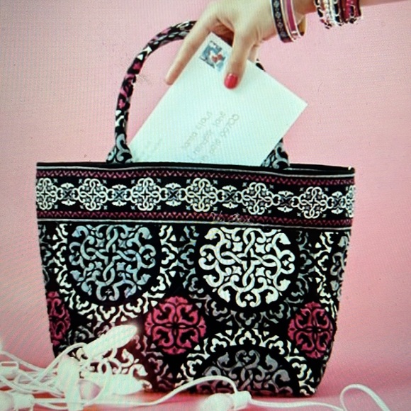 Vera Small Tote Canterberry Magenta - Picture 3 of 10